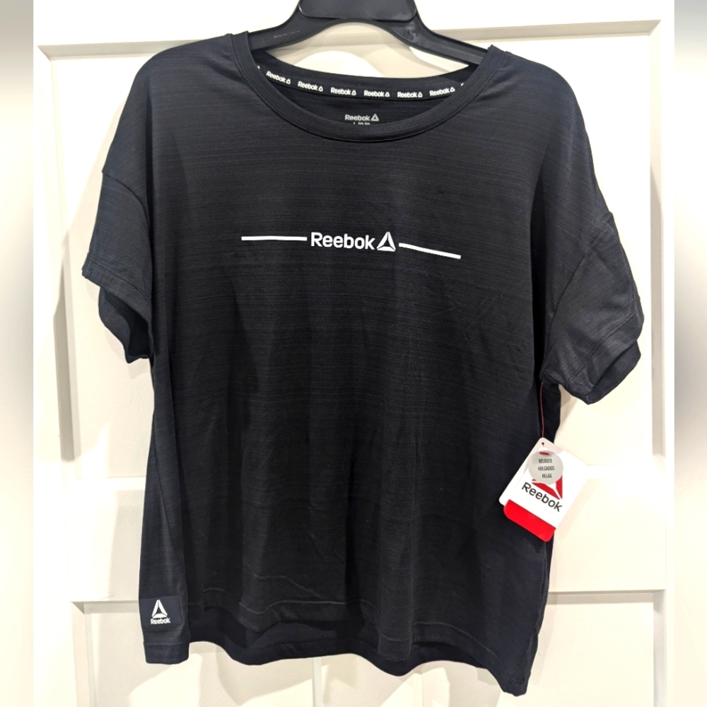 NWT! Long Crop Reebok Athletic Shirt size L Womens